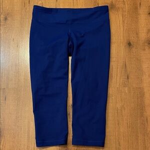 Under Armour Blue Capri Leggings